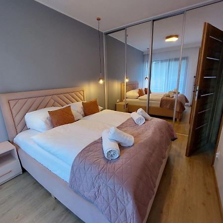 Apartament Trojkaty I Kwadraty Karpatia Resort カルパッチ エクステリア 写真