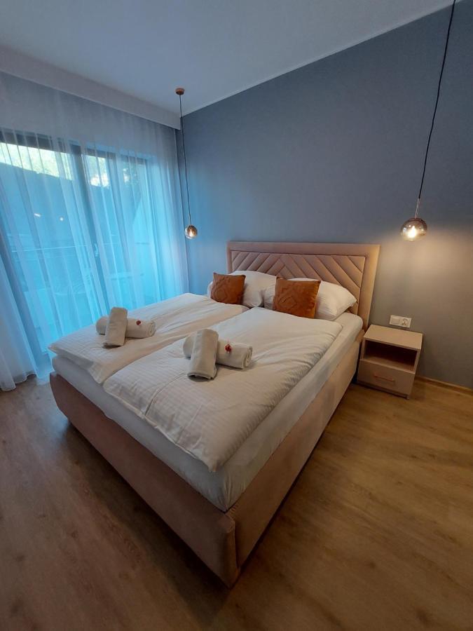 Apartament Trojkaty I Kwadraty Karpatia Resort カルパッチ エクステリア 写真